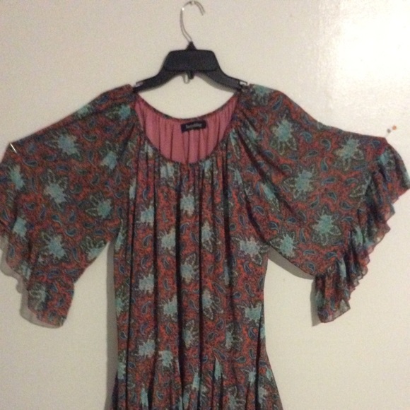 Dress - Picture 4 of 4